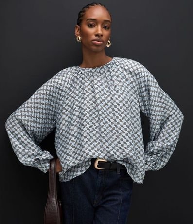Blusa em Viscose com Franzido no Decote e Estampa Geométrica 5