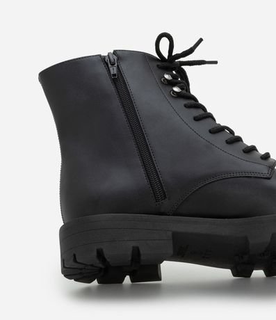 Bota Caña Corta en PU con Suela Track 5