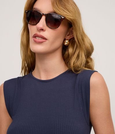 Blusa Acanalada en Viscosa con Cuello Redondo 3