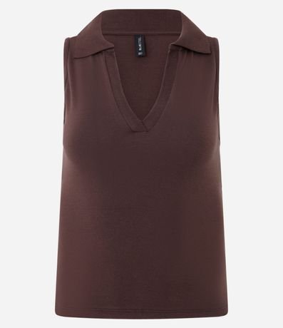 Blusa Polo en Escote V sin Mangas 5