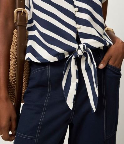 Blusa Sastrería en Piquet con Estampado Geométrico 4