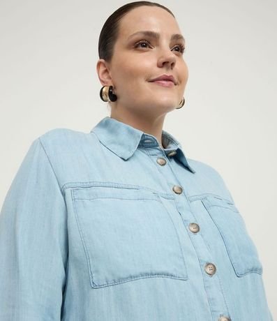 Camisa en Jeans con Bolsillos Delanteros Curve & Plus Size 3