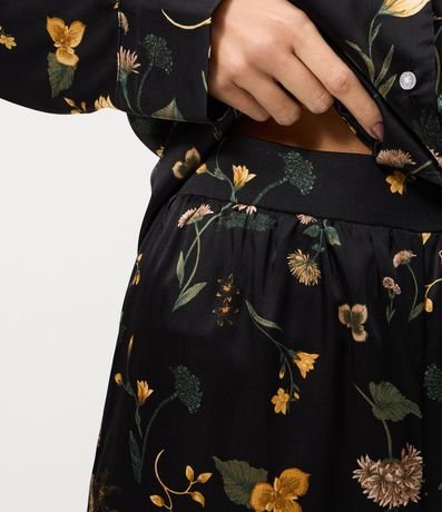 Pijama Larga Americana en Satén con Estampa Floral 4