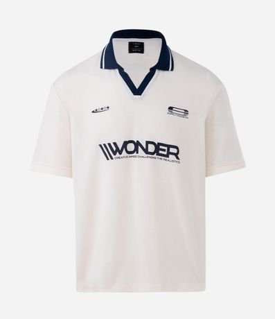 Remera Boxy Deportiva en Algodón con Cuello Polo Contrastante y Estampa Wonder 5