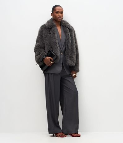 Pantalón Femenino de Sastrería Wide Leg con Calce Amplio