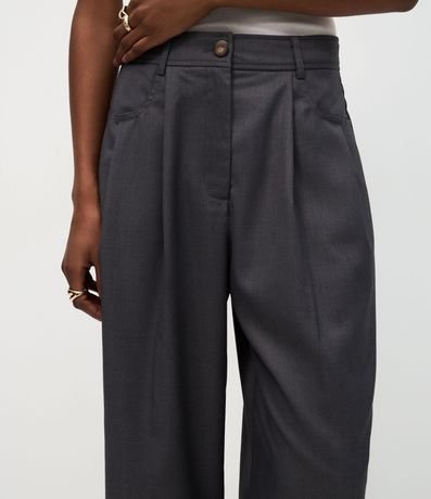 Pantalón Femenino de Sastrería Wide Leg con Calce Amplio 4