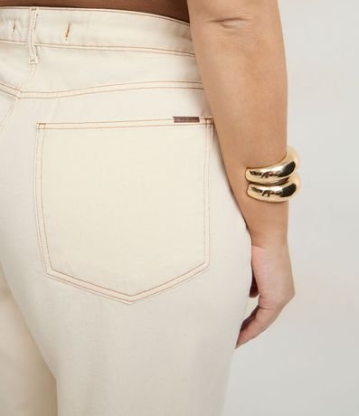 Pantalón Recto en Sarga con Terminación Deshilachada Curve & Plus Size 6