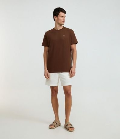 Remera Comfort en Algodón con Estampa de Palmeras 2