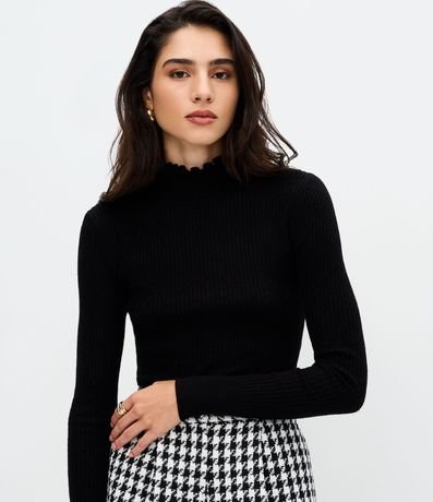 Blusa Regular en Punto Texturizado con Cuello Frufru 1