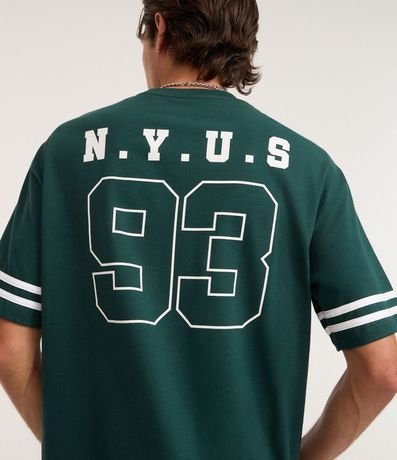 Remera Relaxed en Algodón con Rayas y Estampa NYUS 93 3