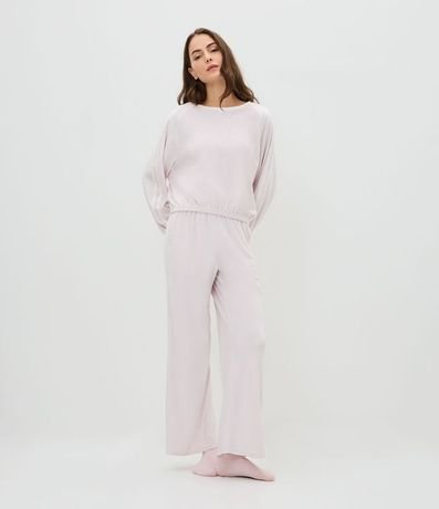 Pijama Largo en Plush con Detalle de Encaje 2