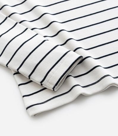 Remera Manga Larga Rayada con Volados - Talle 7 a 14 años 4