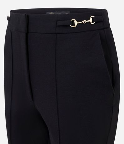 Pantalón Flare con Adorno Metálico en la Cintura 6