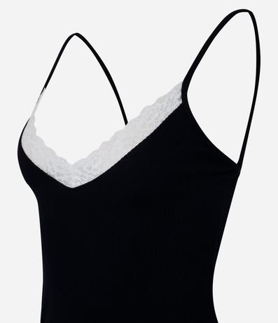 Blusa en Rib con Breteles Finos y Encaje en el Escote 2