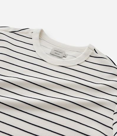 Remera Regula en Algodón con Estampa de Rayas 5
