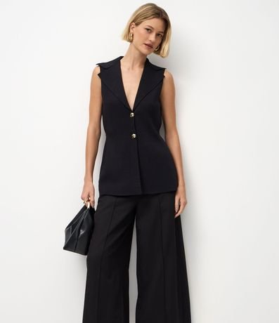 Pantalón Pantacourt en Sastre con Pliegues Delanteros 2