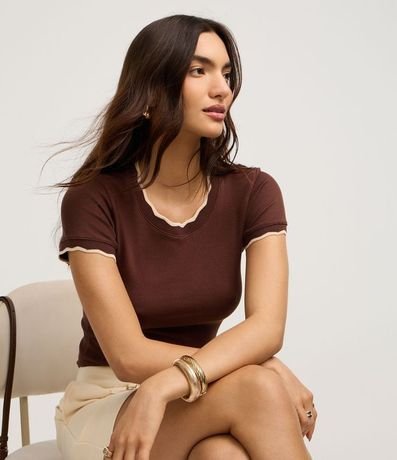 Blusa en Algodón con Detalle Ondulado Contrastante 5