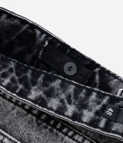 Pantalón Recto  en Jeans con Bolsillo Cargo y Efecto Desteñido 9