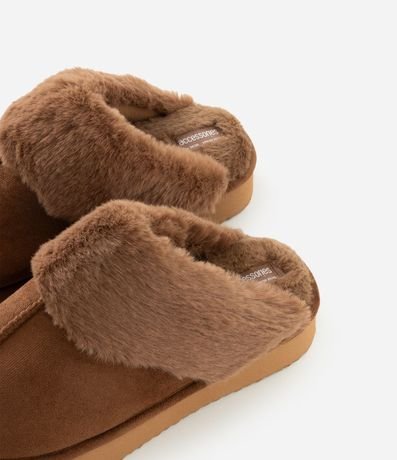 Pantufla Abierta con Suela Alta en Poliéster 3
