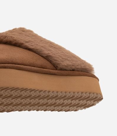 Pantufla Abierta con Suela Alta en Poliéster 4