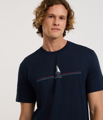 Remera Manga Corta con Estampado de Barco y Lettering 4
