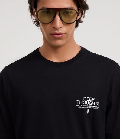 Remera Relaxed en Algodón con Estampa Lettering Estatua 4