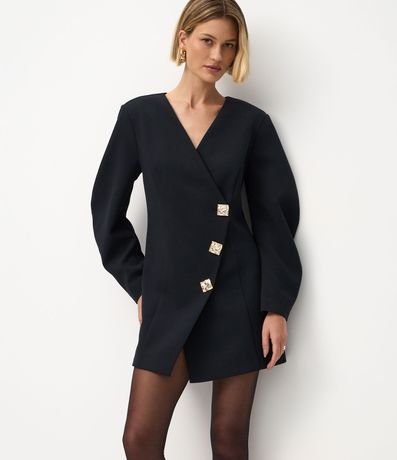 Vestido Corto en Crepé con Manga Amplia y Botones Cuadrados 2