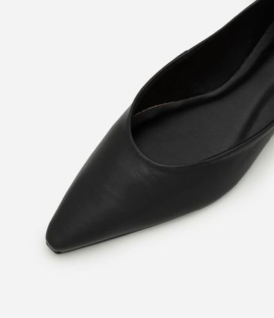 Zapatilla en Cuero con Punta Fina 4