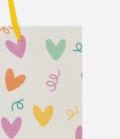 Bolsa Mediana con Correa Plana y Estampado de Corazones 2