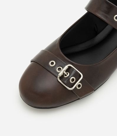 Zapatilla en PU con Hebillas Ajustables y Ojale 4