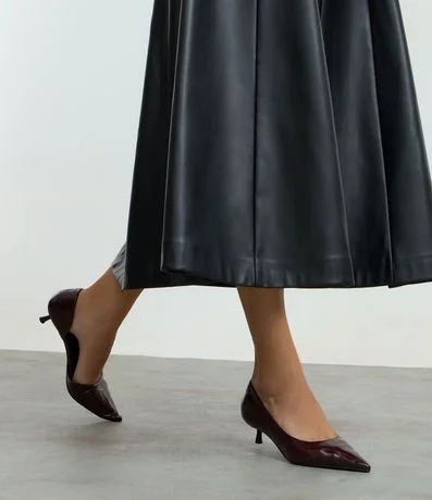 Zapato Tacones en PU con Punta Fina y Salto Mediano 6