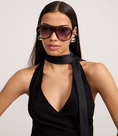 Blusa Frente Única Traspasada con Punta Asimétrica 3