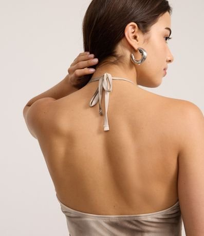 Blusa Frente Única en Tule con Encajes y Estampado Manchas 4