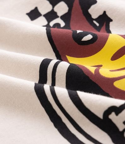 Remera Infantil con Estampado Hot Wheels Grid – Talle 4 a 12 años 3