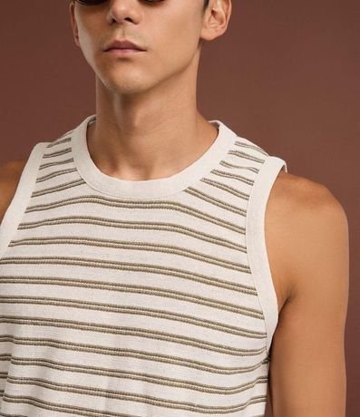 Musculosa en Punto Texturizado con Rayas Horizontales 3