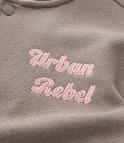 Campera Bomber Infantil con Bordados Lettering – Talle 5 a 14 años 7