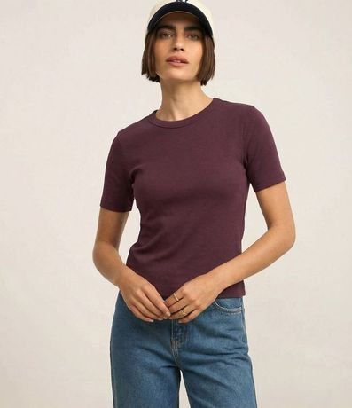 Blusa Básica Ajustada en Rib con Cuello Redondo