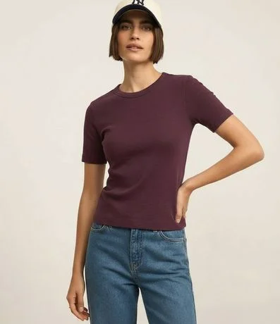 Blusa Básica Ajustada en Rib con Cuello Redondo 5