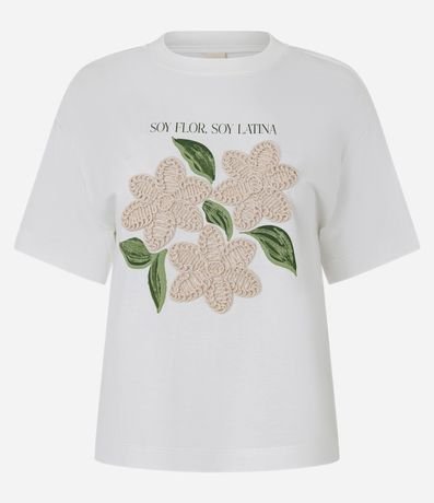 Remera con Estampado Floral y Bordado en las Flores 5