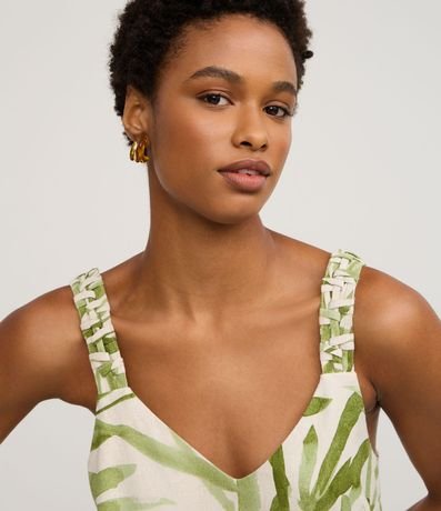 Musculosa en Viscolino con Estampado Follaje y Cuello V 3