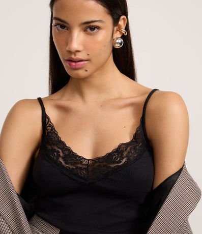 Blusa Musculosa con Breteles Finos y Encaje en el Escote 3