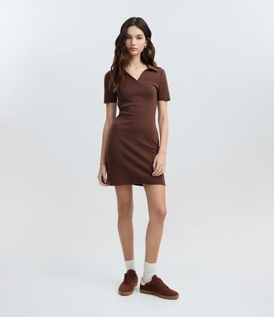 Vestido en Rib con Cuello Polo 3