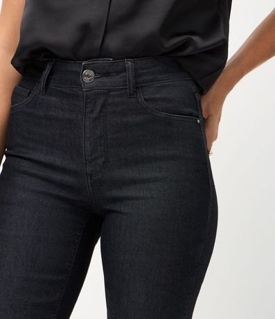 Pantalón Recto en Jeans con Elastano y Cintura Alta 4