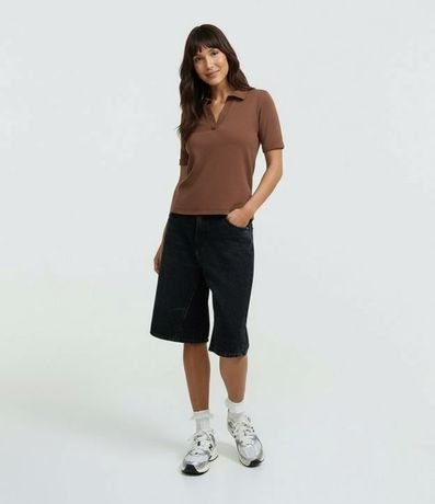 Blusa Polo en Gamuza con Cuello Abierta 6