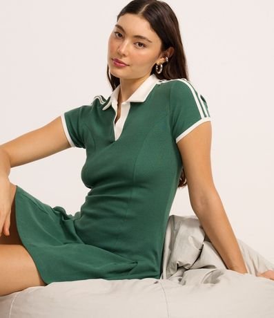 Vestido corto en Rib con Cuello Polo Contrastante
