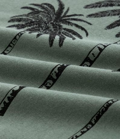 Remera Comfort en Algodón con Estampa de Palmeras 8