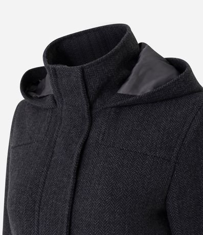 Saco en Polivelour con Capucha y Texturización 2