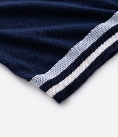 Polo con Bolsillo y Rayas en el Cuello y Bajo 4