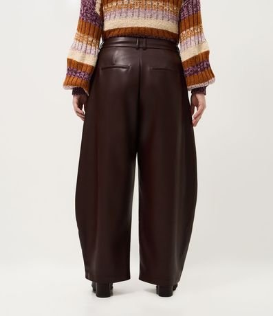 Pantalón PU Barrel con Recortes y Bolsillo Cuchillo Curve & Plus Size 4