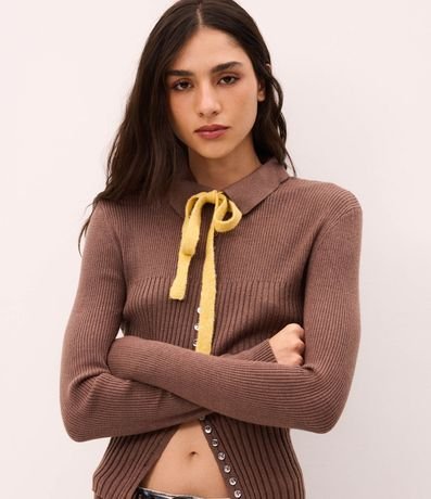Blusa Regular en Punto con Mini Botones y Cuello Polo 2